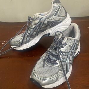 ASICS Gel boys sneakers size 6.5